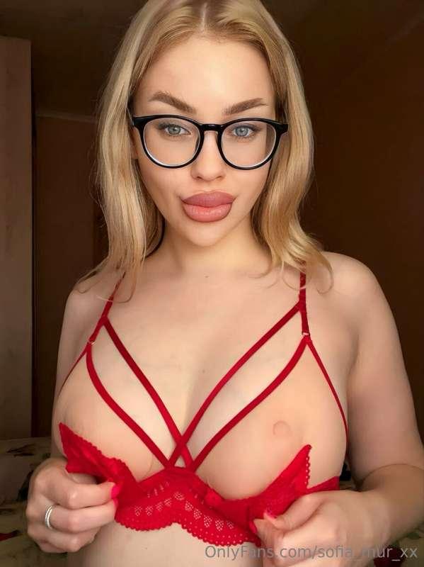 Forget everything, a subscription is waiting for you 💋 This ..