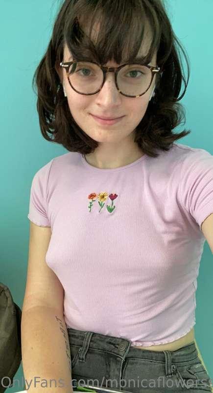 Perky tits 🤭
