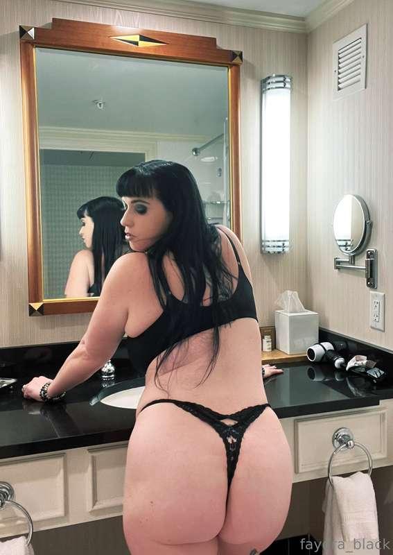 faydra_black image #2