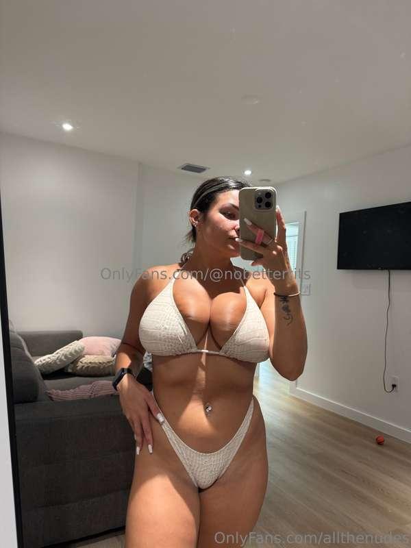 @nobettertits all natural & can be all yours too 🍒 Free for ..