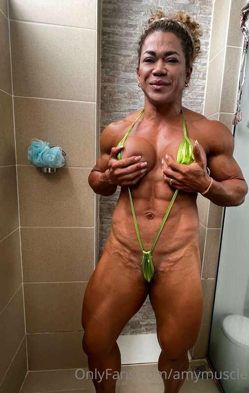 Are you ready to see me more ripped? 🔥
