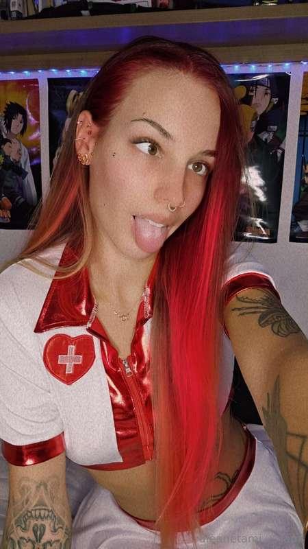 Deine Krankenschwester! 😘🔞Die erotischen nackt Fotos davon h..