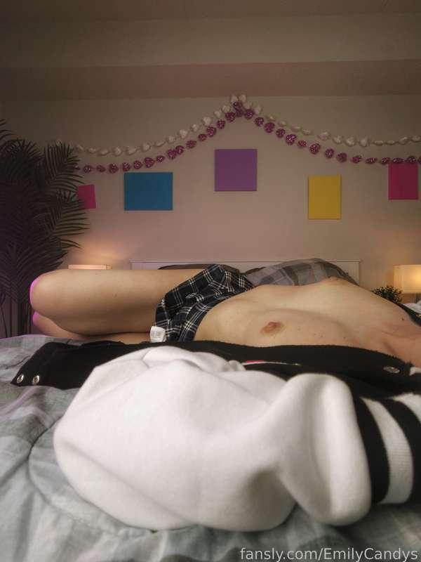 emilyella image #1