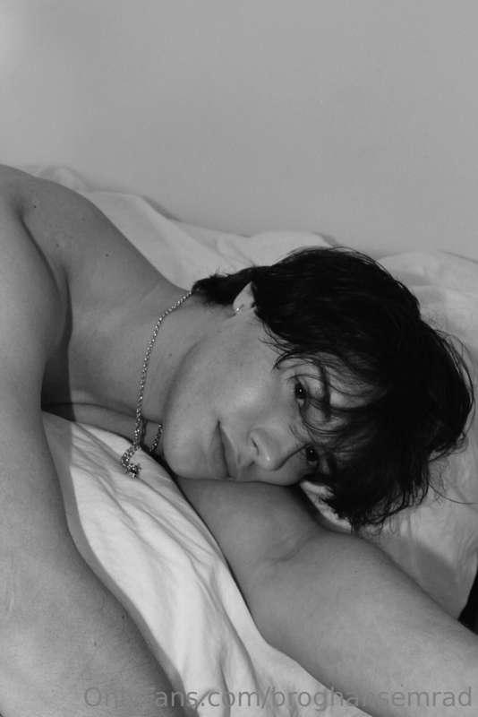 are you the little spoon or big spoon?