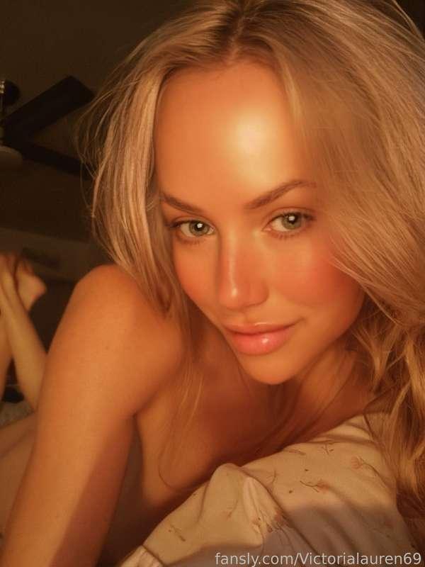 victorialauren69 image #1