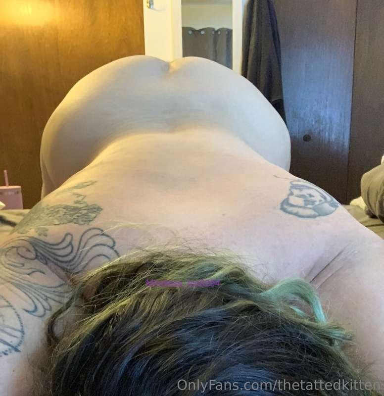 Do you like the front view or would you like to see the back..