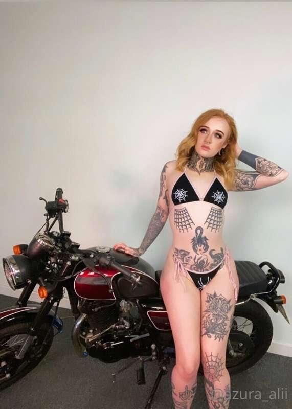 I’m gonna do a $10 surprise! Just tip $10 and you could win,..