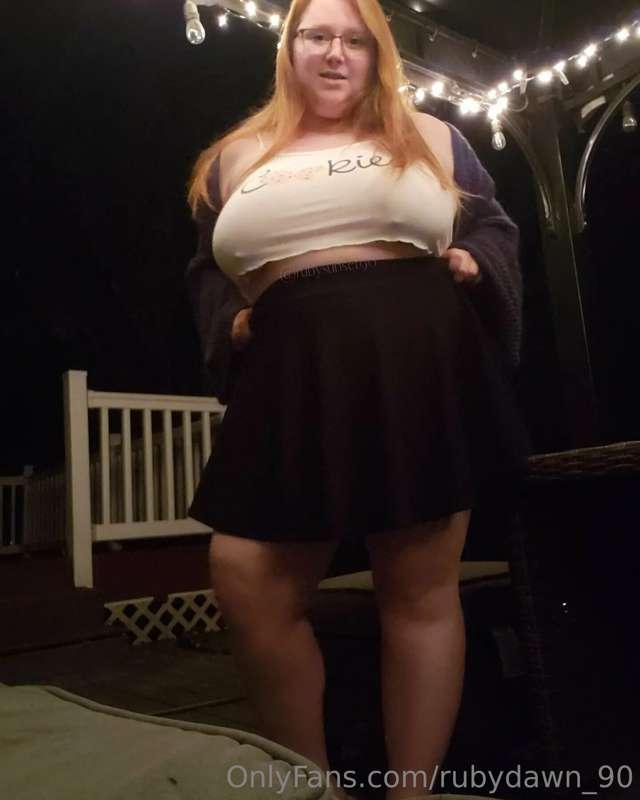 No panties underneath 😘