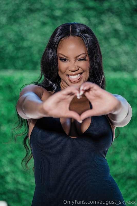 Just a little ❤️ for your feed