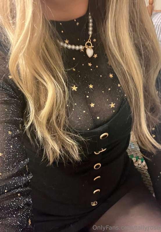 What was hiding underneath the dress I wore for dinner 🖤