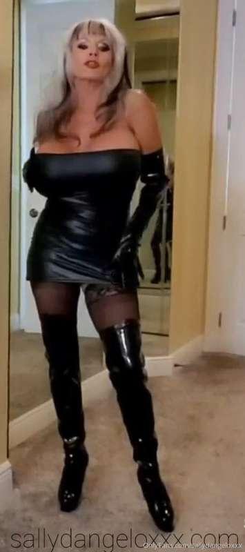 Mmmmm have you been nauty?? Now what am I going to do with y..
