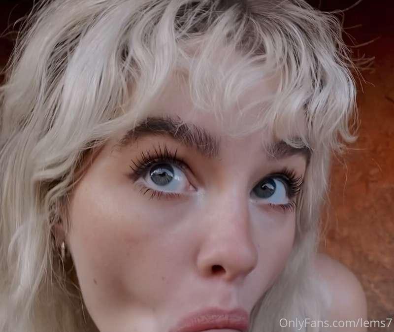 SLOPPY hiking dick sucking vid! 🤤 we got caught by some hike..