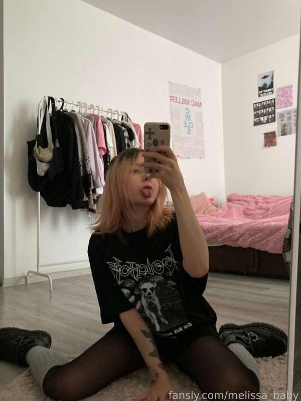 ~ what about to rip those tights? 

#legs #tights #stockings #fyp #petite #loli #young #alt #egirl #teen #shoes