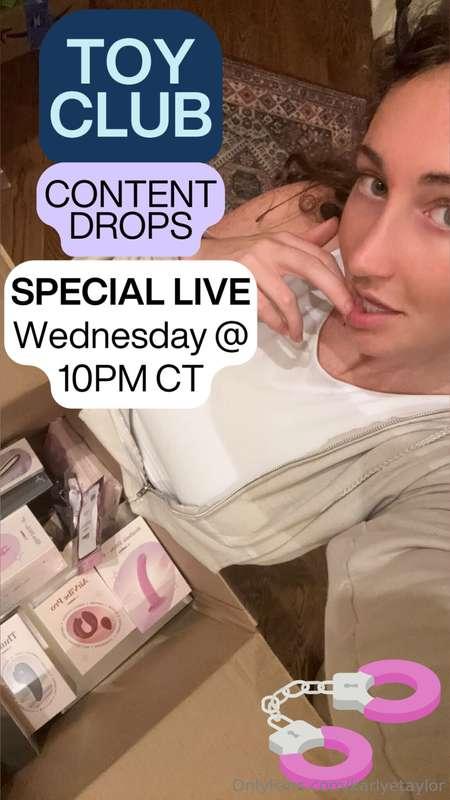 DON'T FORGET!!! Going live TONIGHT 10PM CTLet's get spooky 😈..