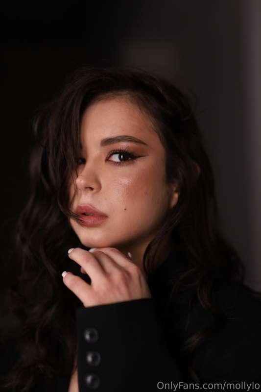 mollylo image #3