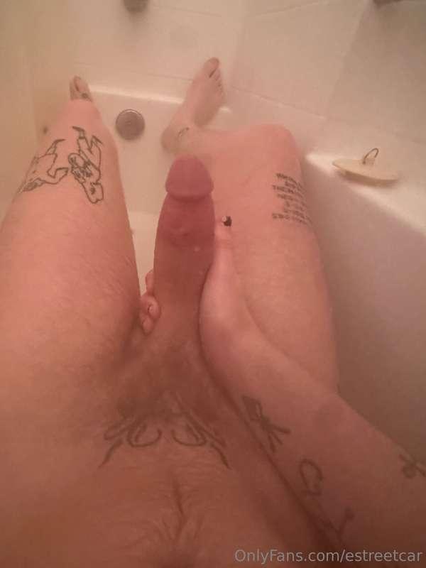 ohhh, that's why i keep getting called a handful!