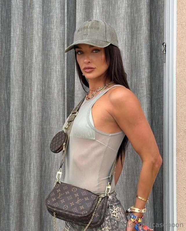 I think this was my fav Coachella look 😍