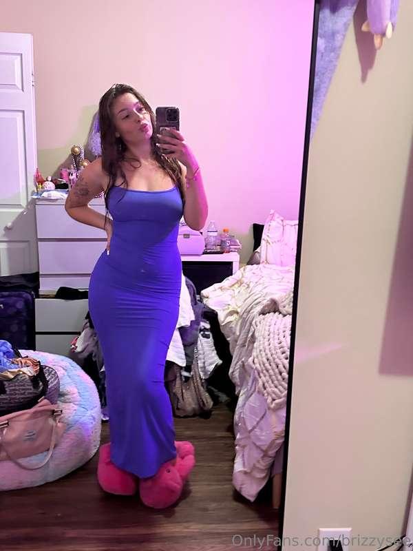 tight dresses and tight coochie 💯