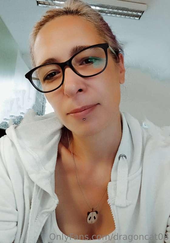 😘