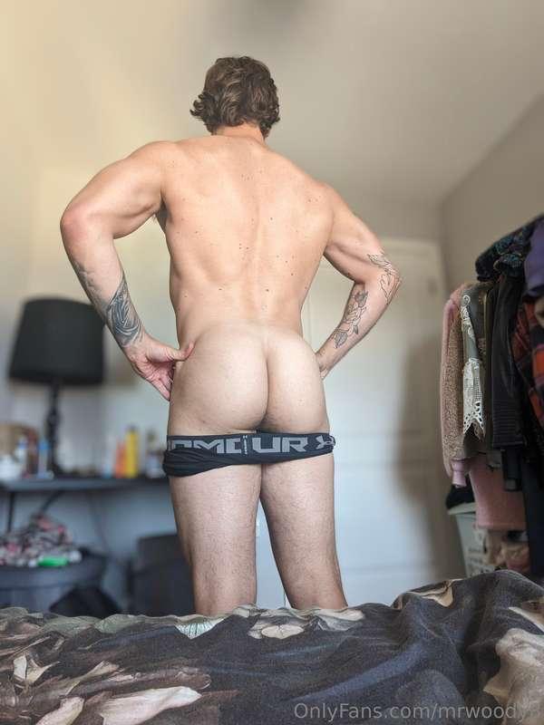 You gonna eat it ? 🤤🍑😈💦