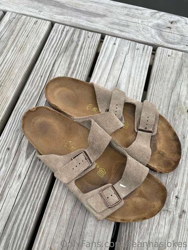 Time to let these feet relax on vacation! But I need someone..