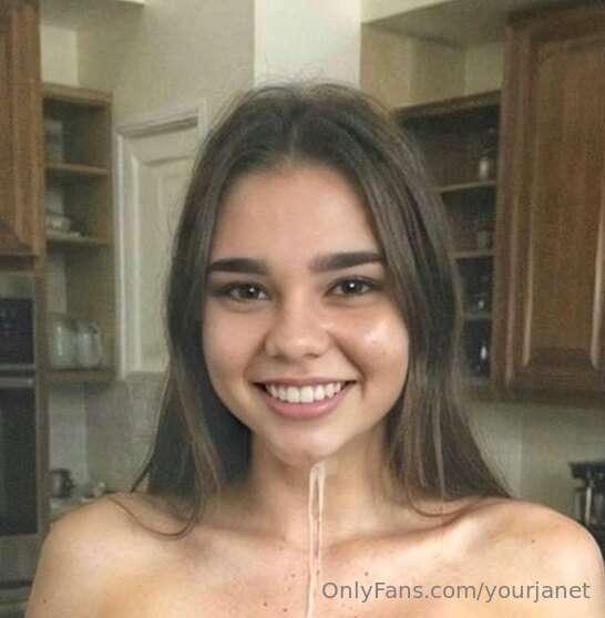 ## 🔞FREE SUBSRIPTION @prety_mia🔞🔥🔥Mia skipping class to be o..