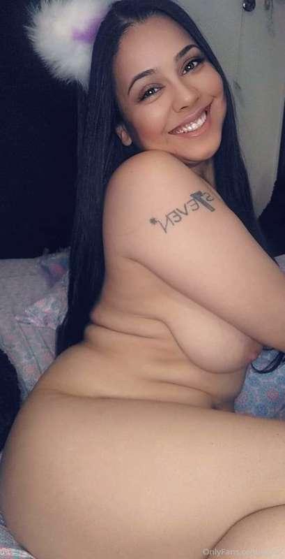 @Princessbratcat Come follow my friend guys! She's so sexy s..