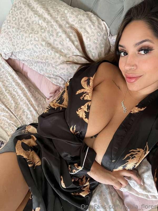 I woke up like this and decided to tease you a little 😘💗