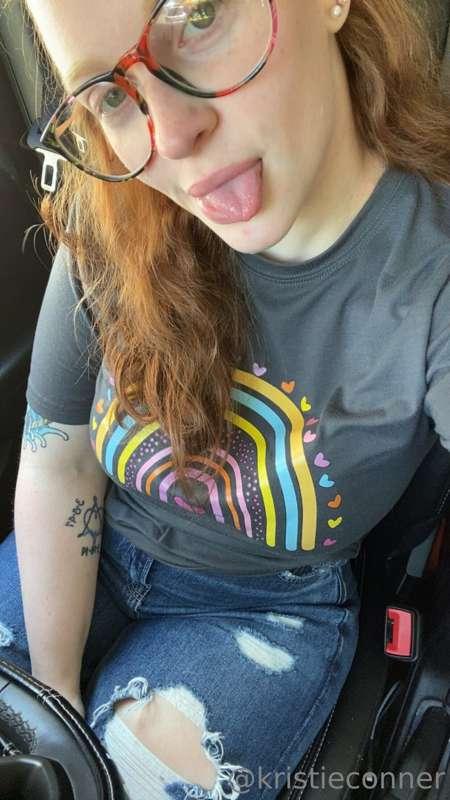 Someone take me out for pizza & drinks already.