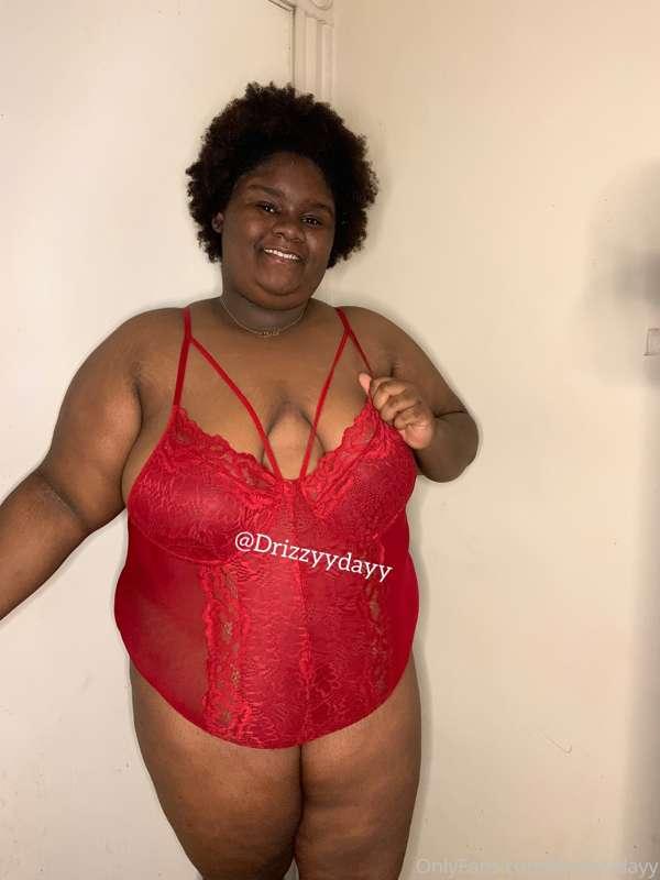 Sweet cherry pie🥧🍒😏