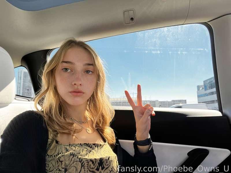 phoebe_owns_u image #2