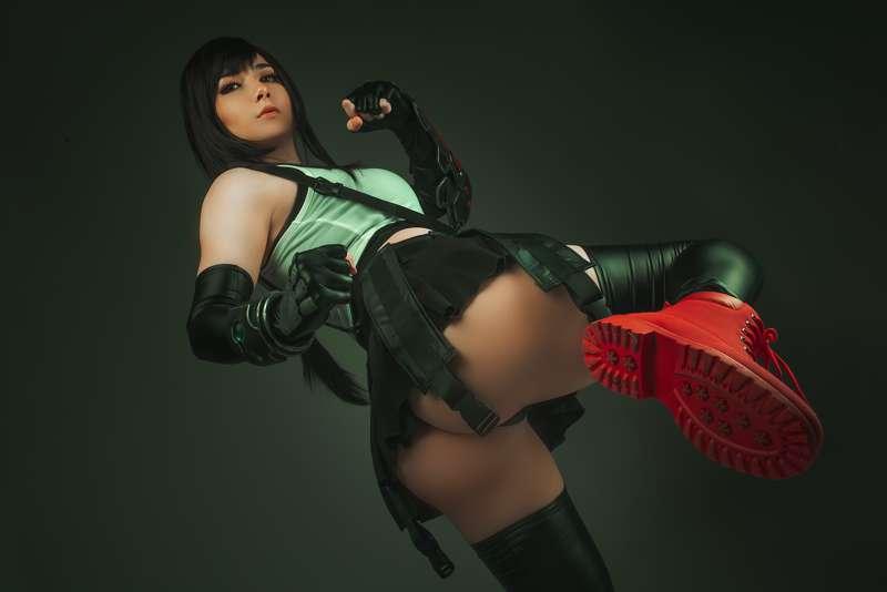 TIFA SET IS NOW LIVE!! ❤️👊🖤