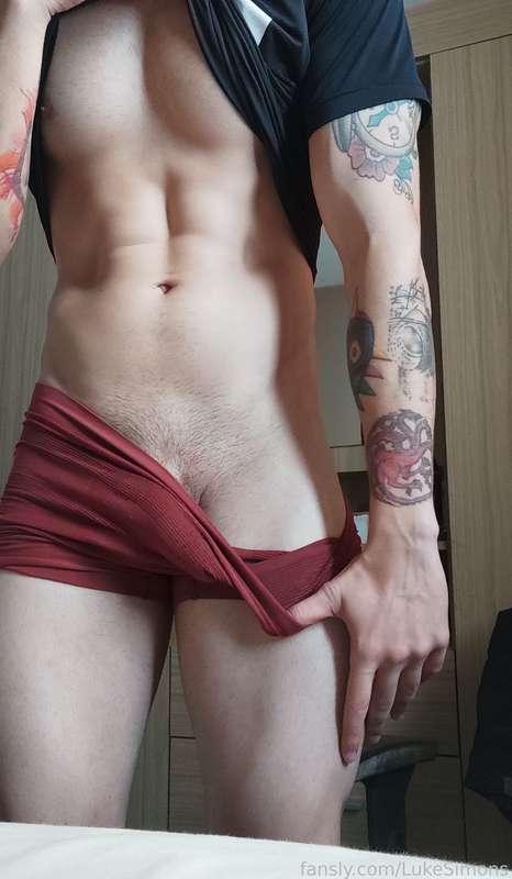 lukesimons image #1