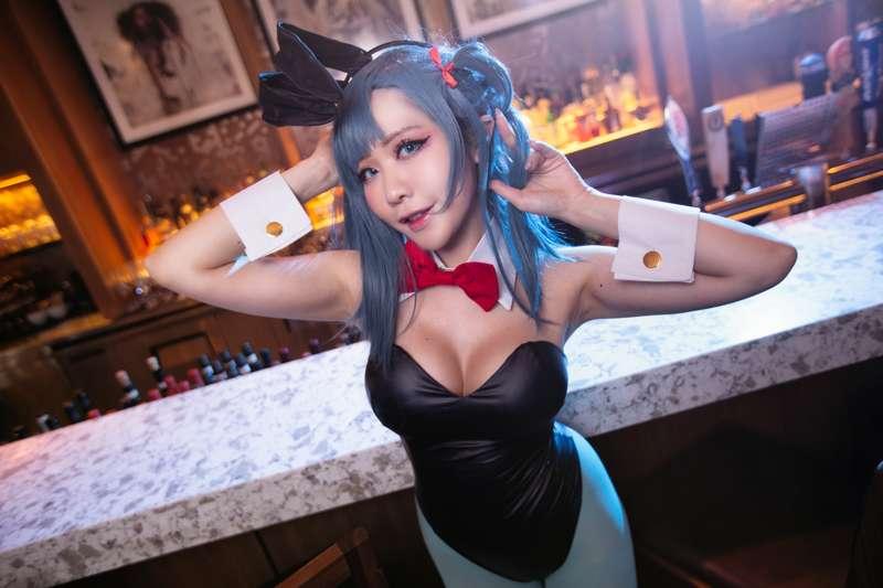 Bulma Bunny April!