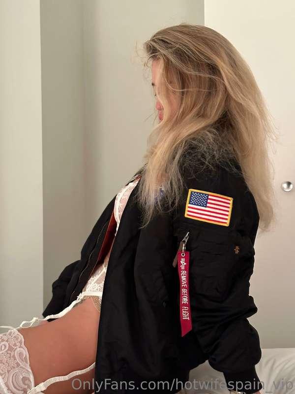 hotwifespain_vip image #1