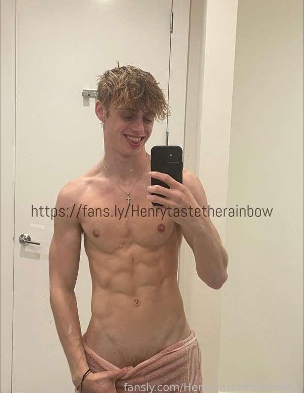 henrytastetherainbow image #2