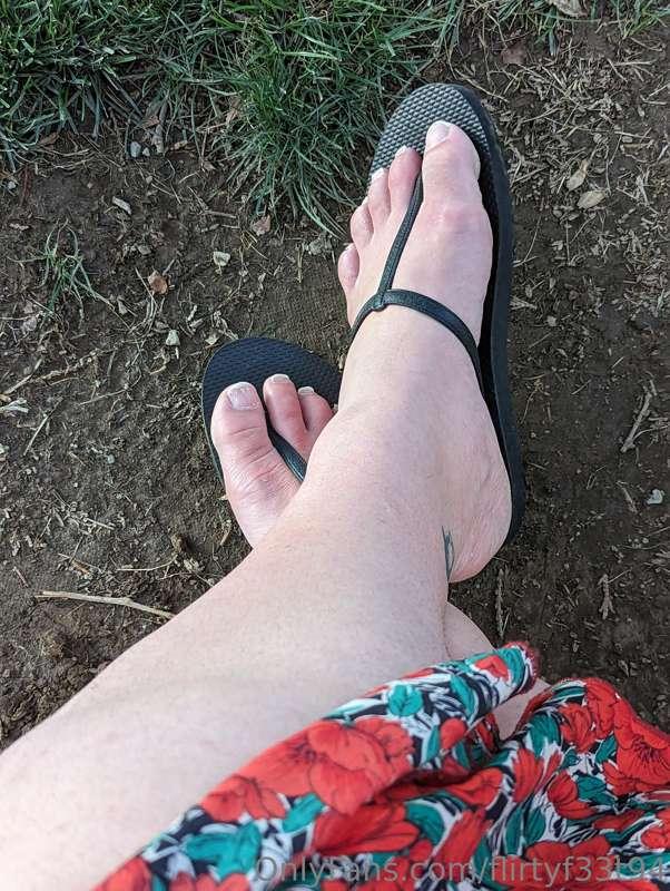 Who wants to jazz on my feet?