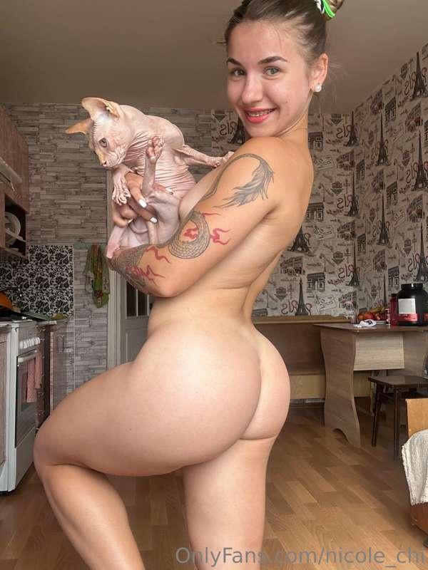 Rate my ass? 💋