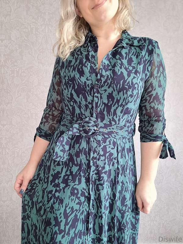 🌤 Feeling the sunny day dress vibes today xx 😍😘 Swipe for cl..
