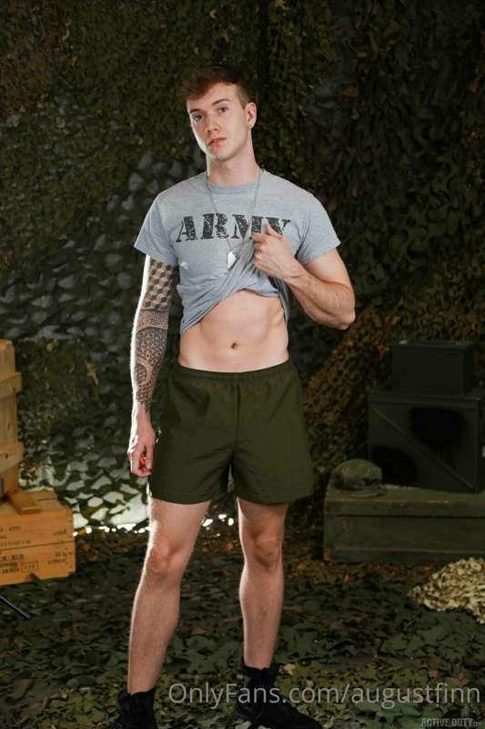Photoshoot with active duty