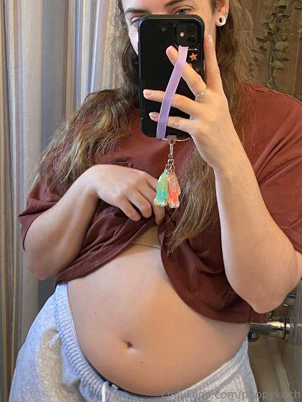 Stuff me today to get some big belly in your inbox 😌