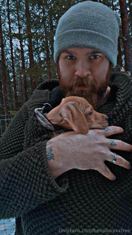 God jul ifrån mig och Rurik Storballe! 🇸🇪🍻Happy yule from me..