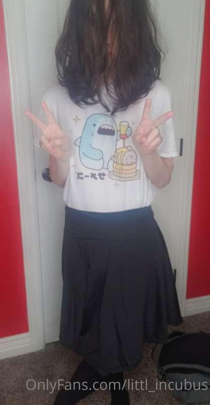 Femboy in a skirt and shork shirt :3