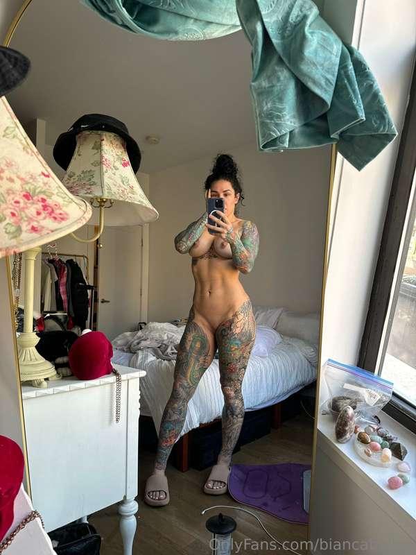 Isn't it true that it's better without clothes? 🥰