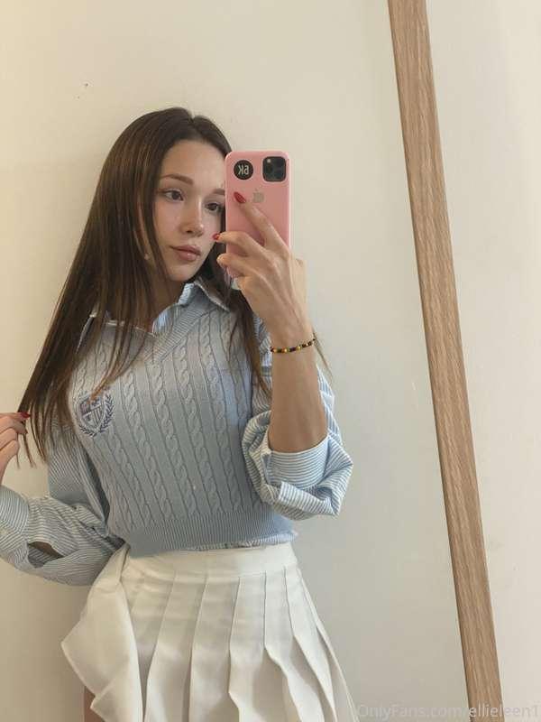 Do u like my outfit?