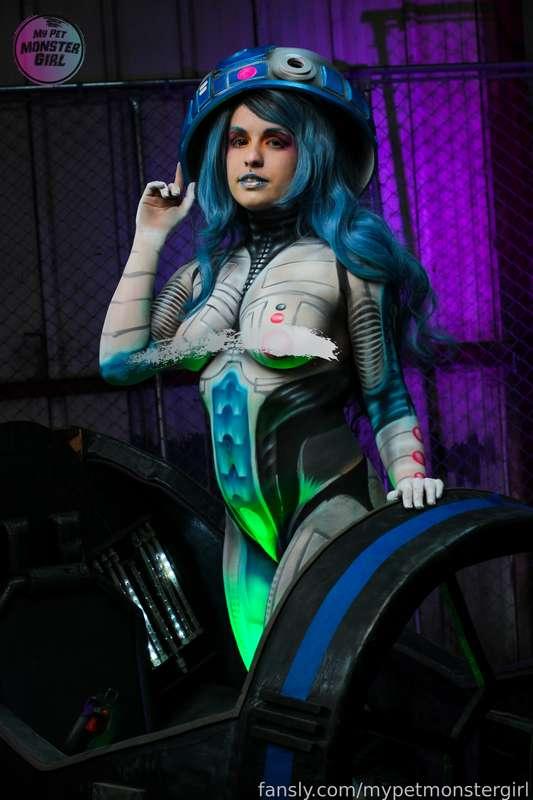 mypetmonstergirl image #3