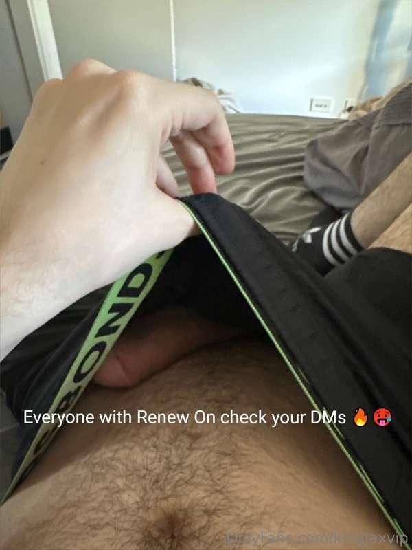 Sent extra content to the DMs of everyone with renew on 🔥 