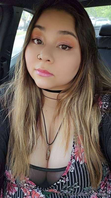 Wish I wasn't so awkward 😔