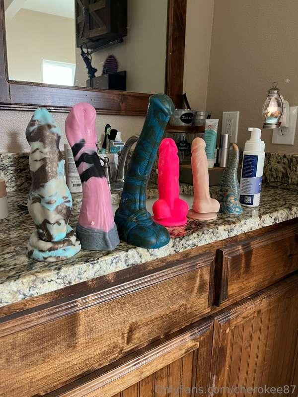 When I look at them I always think “I need more.” 😅
Cleaning..