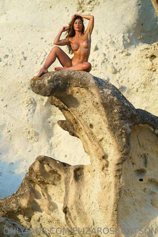 From a nude shoot in southern Spain 🥰